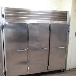 2024 Traulsen G31313 Self-contained 3-door Freezer