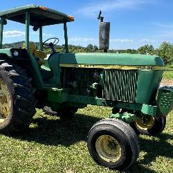 John Deere 4230
