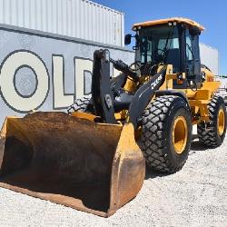 2021 DEERE 524 P-TIER
