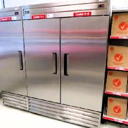2022 Excellence Cr-43ss Self-contained 2-door Cooler