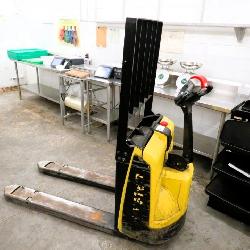 Hyster W45z-hd 4500lb Electric Pallet Jack
