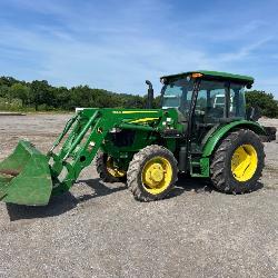 JOHN DEERE TRACTOR