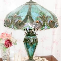 STAINED GLASS LAMP