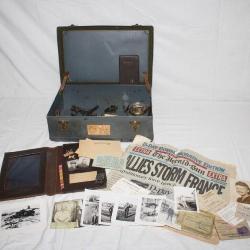 WW2 US Military Bring back Grouping, gas mask case