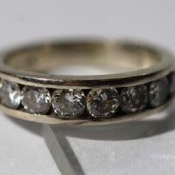 14kt white gold Diamond Band Ring