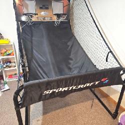SPORTCRAFT ARCADE HOOPS BASKETBALL WITH 4 BASKETBALLSSPORTCRAFT ARCADE HOOPS BASKETBALL WITH 4 BASKETBALLS