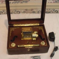 GOLD LABEL COLLECTION HARMONIQUE MUSIC BOX