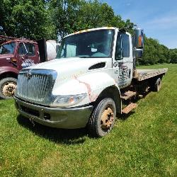 International 4300 Rollback Truck with J Internati