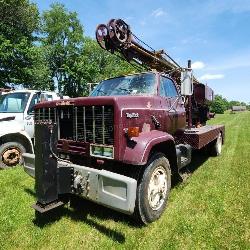 GMC TopKick Diesel 7000 Cable Tool Drill GMC TopKi