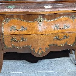 *Rose Top Louis XV Bombï¿½ Burl Wood Commode