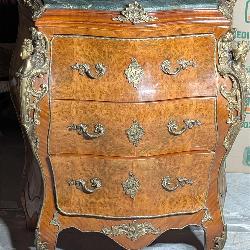 *Green Marble Top Louis XV Bombï¿½ Commode