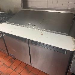 Sandwich prep refrigerator 