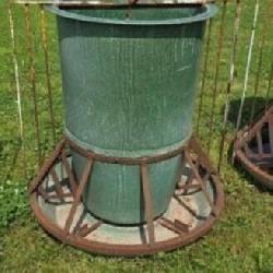 Fiberglass round saw feeder