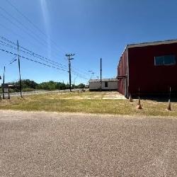 Bruni TX Commercial Bldg