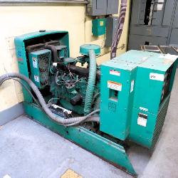 Onan 35kw Propane Generator W/switch 1993 1449 Hours