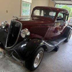 1934 MODEL 40 DELUXE 5 WINDOW COUPE