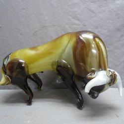Beautiful Art Glass Bull Sculpture