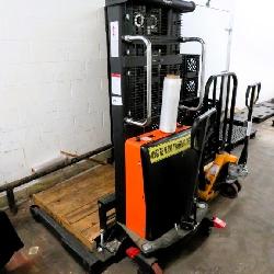 2020 Noblelift Spn22-98 2200lb Semi-electric Stacker