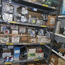 MEGA LOT! Gas Valves, Controls, Regulators, etc.