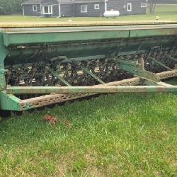 John Deere 8300 Grain Drill 