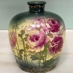N1 - VINTAGE ROYAL BONN VASE (GERMANY) (K111)