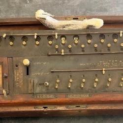 N1 - ANTIQUE REUTER'S CALCULATING MACHINE (G75)