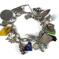 www.bullockauctioneers.com