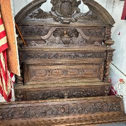 Antique Italian Renaissance Revival Decoratively Carved Walnut Bed