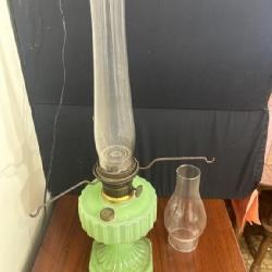 Aladin Oil Lamp with 2 Chimneys