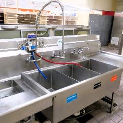 101-inch 3-compartment Sink