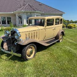1932 Oldsmobile 4-Door Sedan