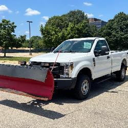UM#1021 2019 Ford F250 XL 4X4 pickup