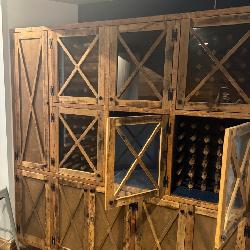 Wood wine cabinet 