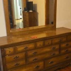 Full Dresser with Mirror 61x17.5x31Mirror Comes