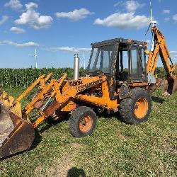 Case 580B Backhoe