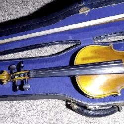 Vintage John Juzek Violin in Case