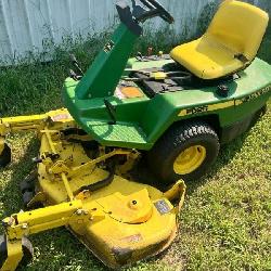 F525 John Deere Mower - Needs Engine
