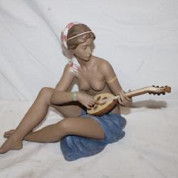 Llardo porcelain sculpture 