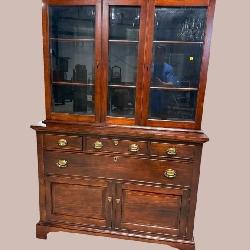 CRAFTIQUE SOLID MAHOGANY 2 PC CHINA CLOSET