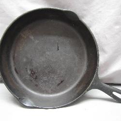 #8 Cast Iron Skillet, Unmarked Wagner