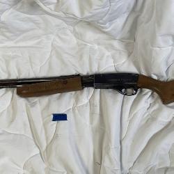 Remington Fieldmaster Model 572 Pump Action Rifle, .22 Caliber