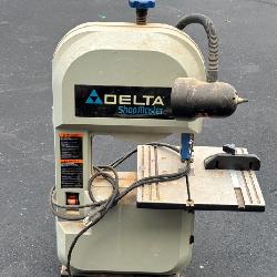 Delta Shopmaster Model BS 100 bandsaw