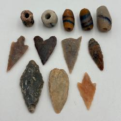Lot of Arrowheads & Decorative Trade Beads