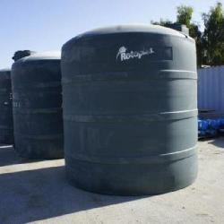 2500 Gallon Water Tanks