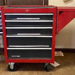 Lot 773: Craftsman Rolling Tool Chest