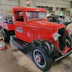 1935 Chevy gas truck