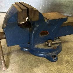 Small vise
