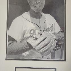 Atlanta Braves, Hank Aaron Autograph