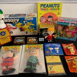 #866 Big Snoopy/Charlie Brown/Peanuts Lot