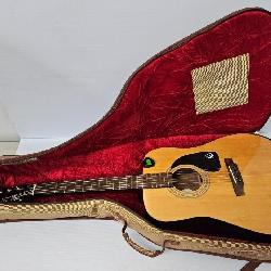 Epiphone PR-150/NA Acoustic Guitar w Case